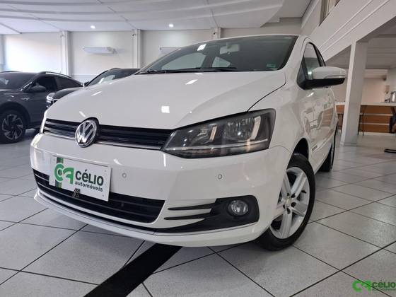 VOLKSWAGEN FOX 1.0 MPI COMFORTLINE 12V FLEX 4P MANUAL VOLKSWAGEN FOX 1.0 MPI COMFORTLINE 12V FLEX 4P MANUAL